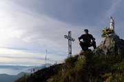 In Cornagera (1311 m) ad anello sui sentieri ‘Cornagera’ e ‘Vetta’ il 16 ottobre 2016 - FOTOGALLERY